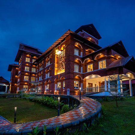 Kumbanad Heritage Hotel Vennikulam Ngoại thất bức ảnh
