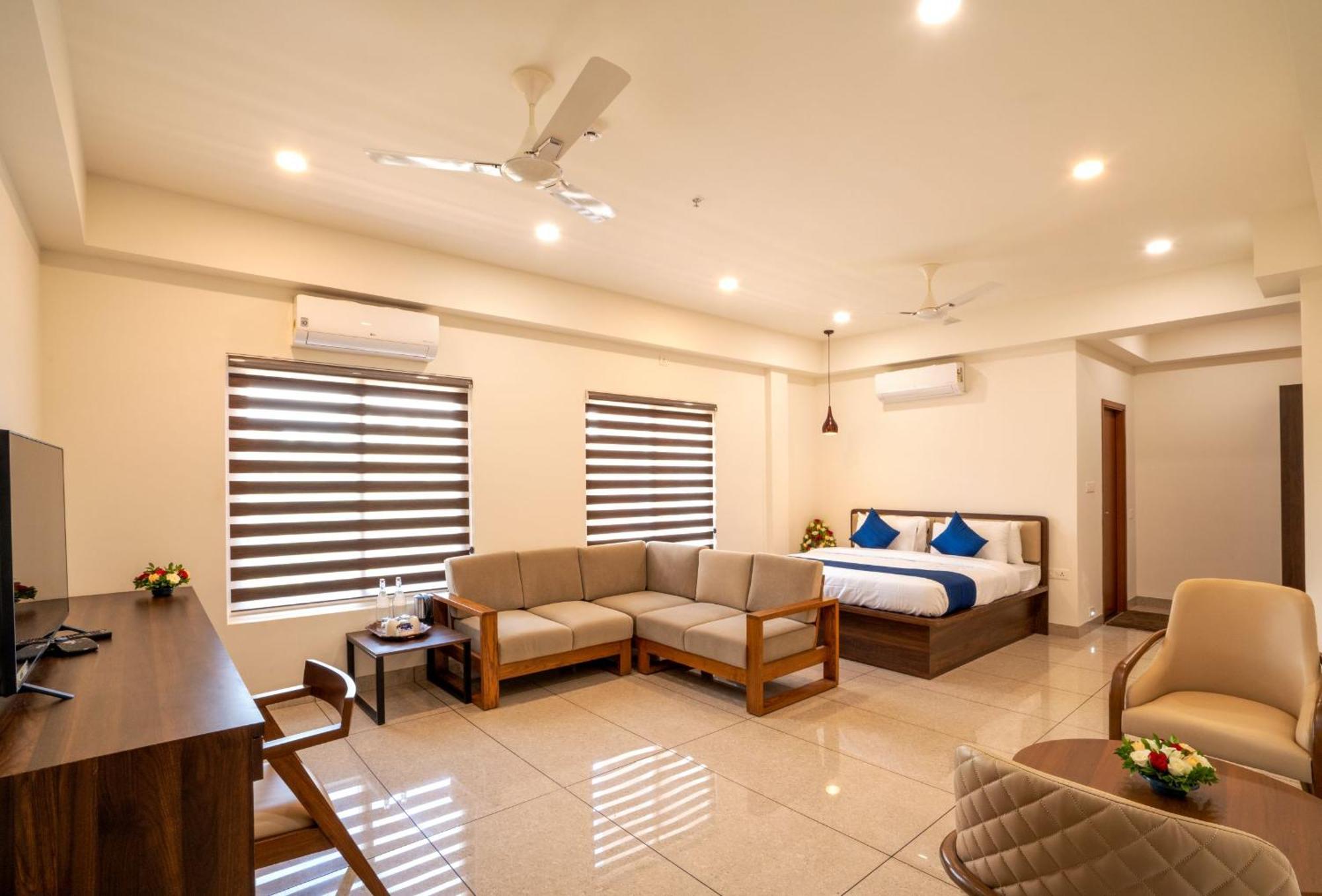 Kumbanad Heritage Hotel Vennikulam Ngoại thất bức ảnh
